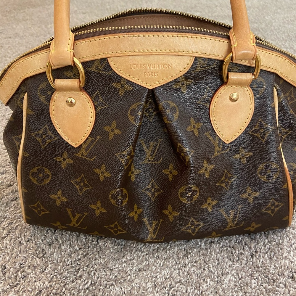 Louis Vuitton Tivoli PM Hand Tote